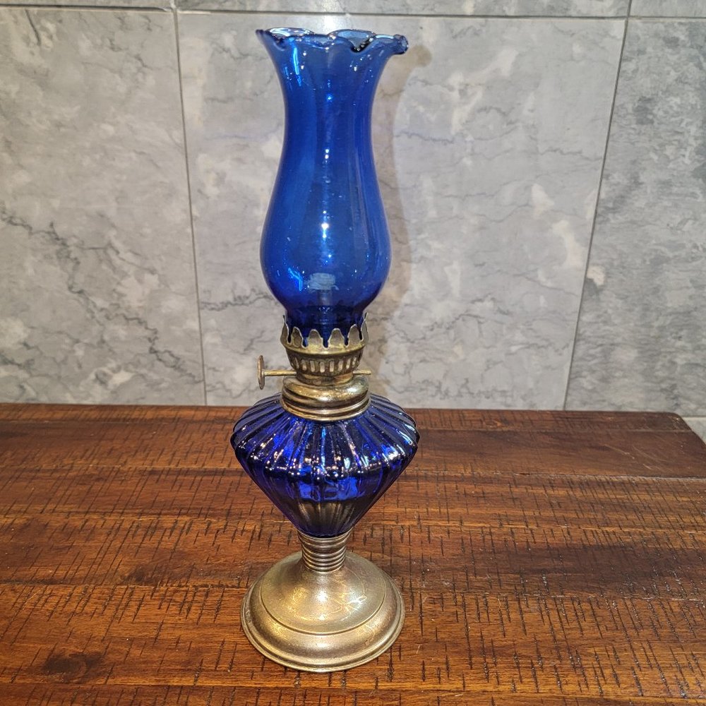 Vintage 10" Cobalt Blue Glass Oil Lamp With Ribbed Bottom Glass